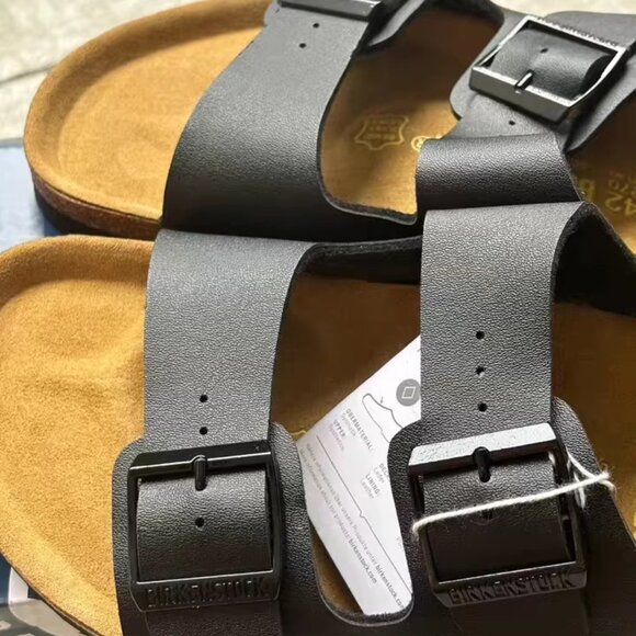 Birkenstock Arizona Black Sandals – Classic Two Strap Comfort - Picture 2 of 5